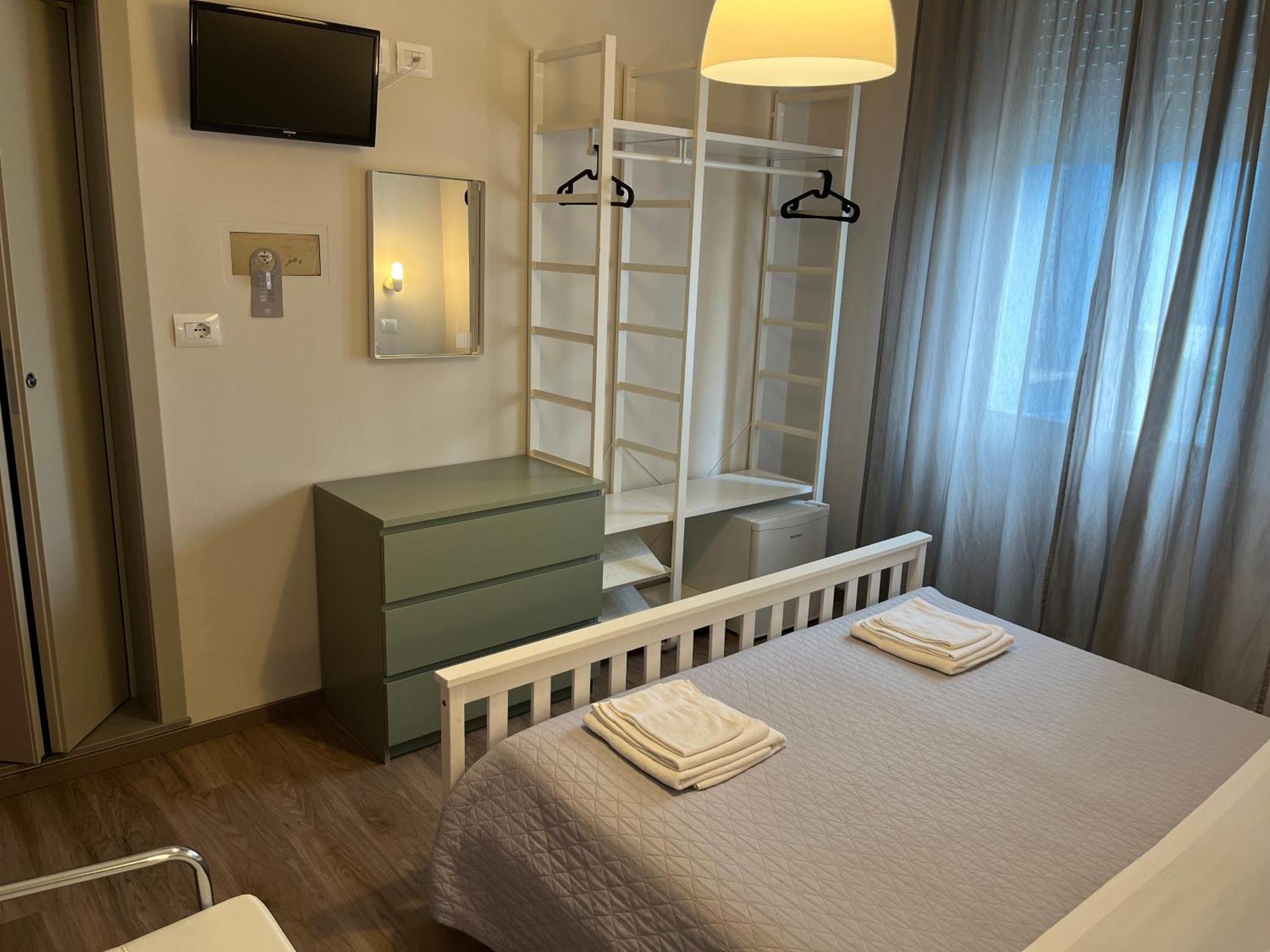 T Hotel Римини Екстериор снимка